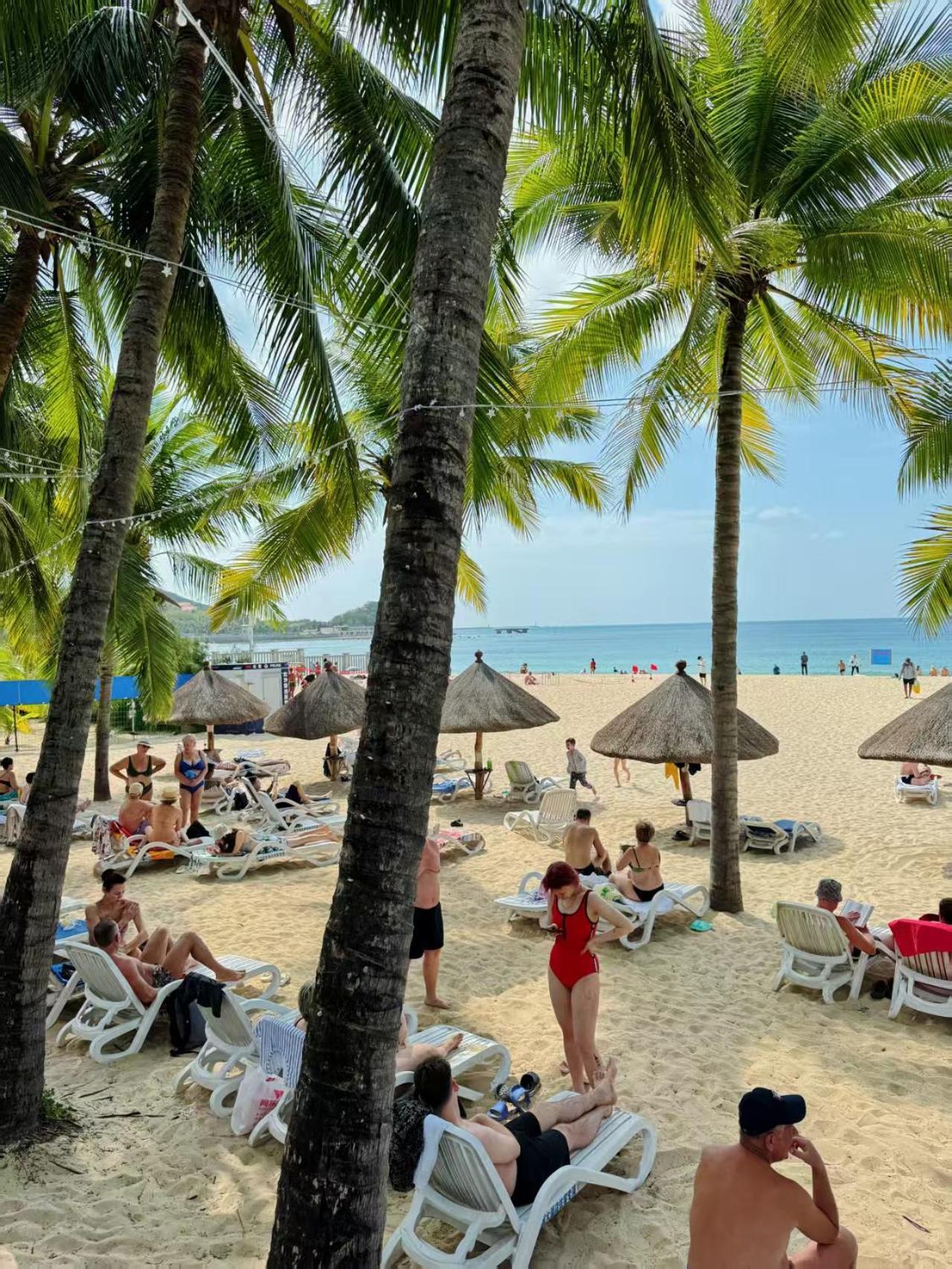 Sanya South China Hotel Exteriör bild